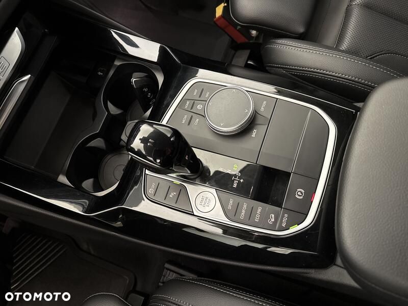 BMW X3 xDrive20d mHEV - 19