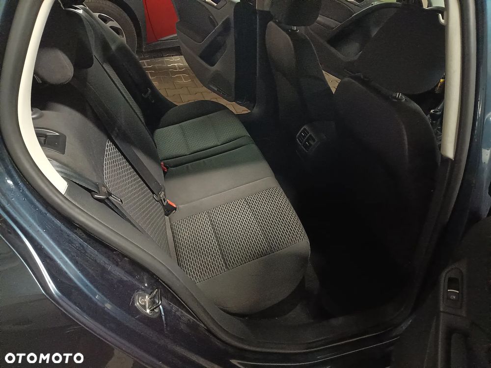 Volkswagen Golf 2.0 TDI Trendline - 13