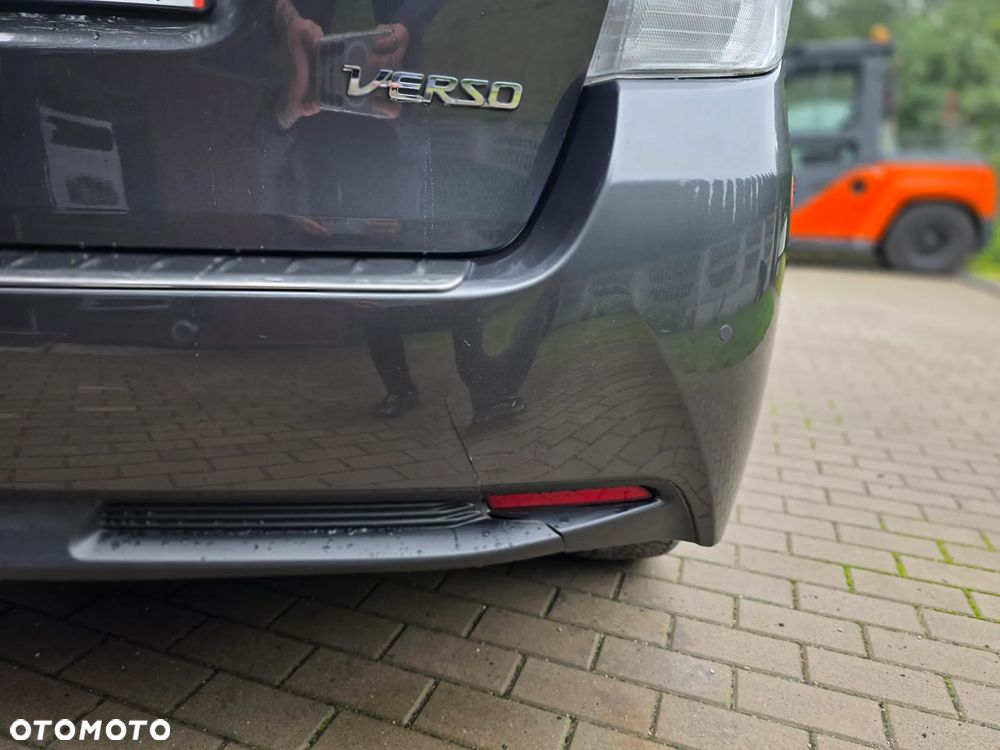 Toyota Verso 1.8 Premium 7os - 11