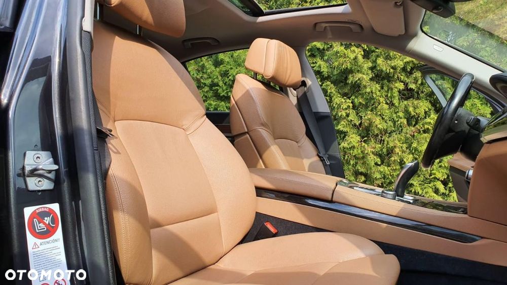 BMW Seria 7 730d - 29