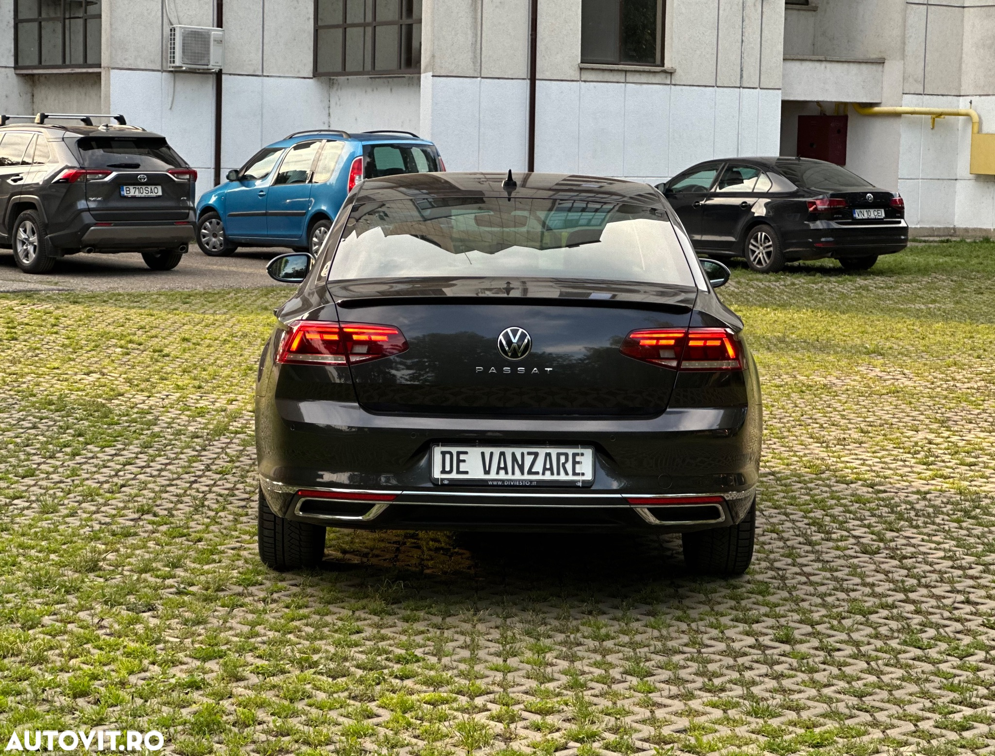 Volkswagen Passat 2.0 TDI DSG R Executive - 18