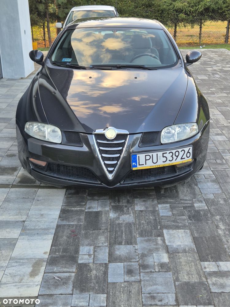 Alfa Romeo GT 1.8TS Impression - 2