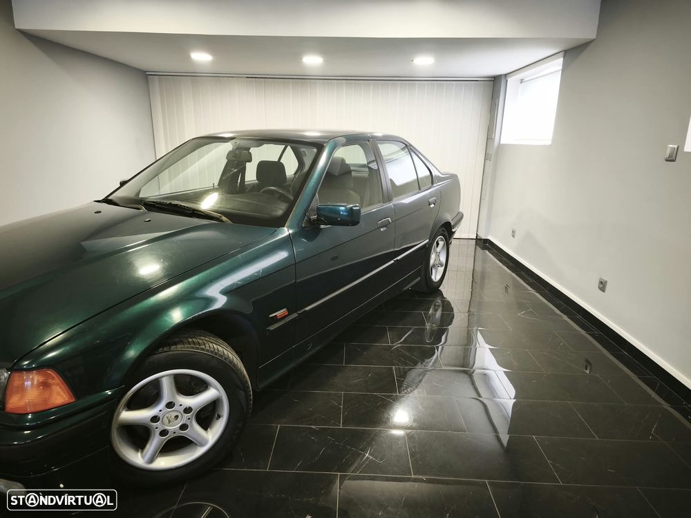 BMW 318 - 3