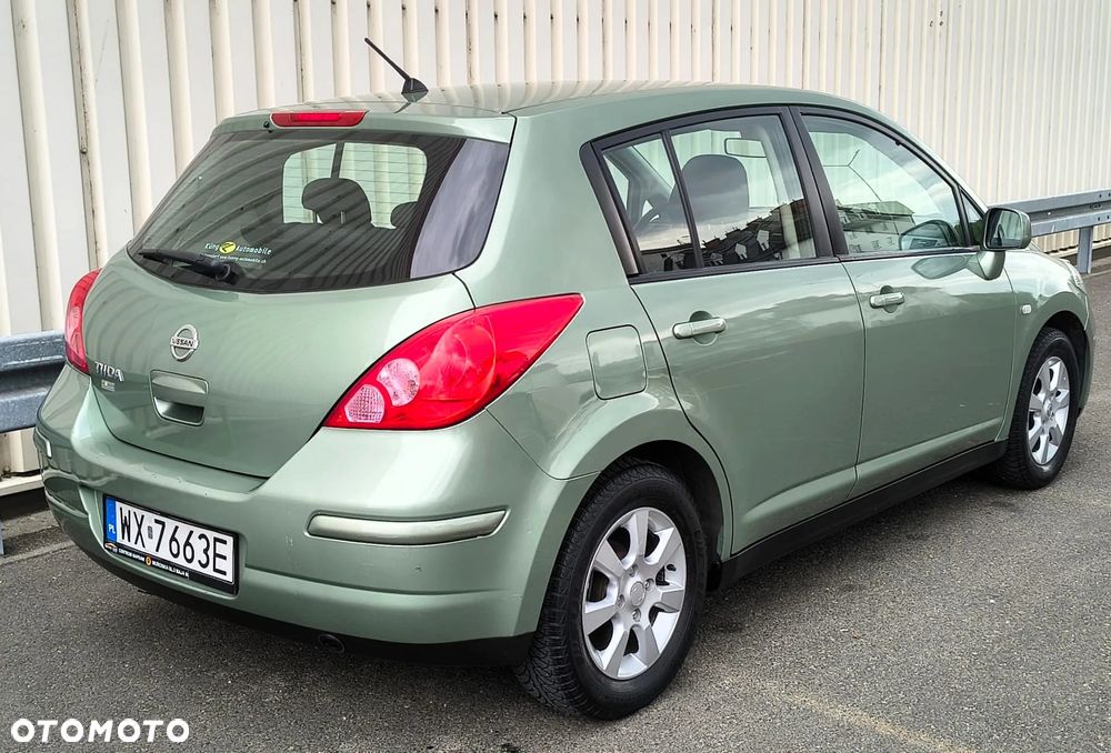 Nissan Tiida 1.6 Acenta - 3