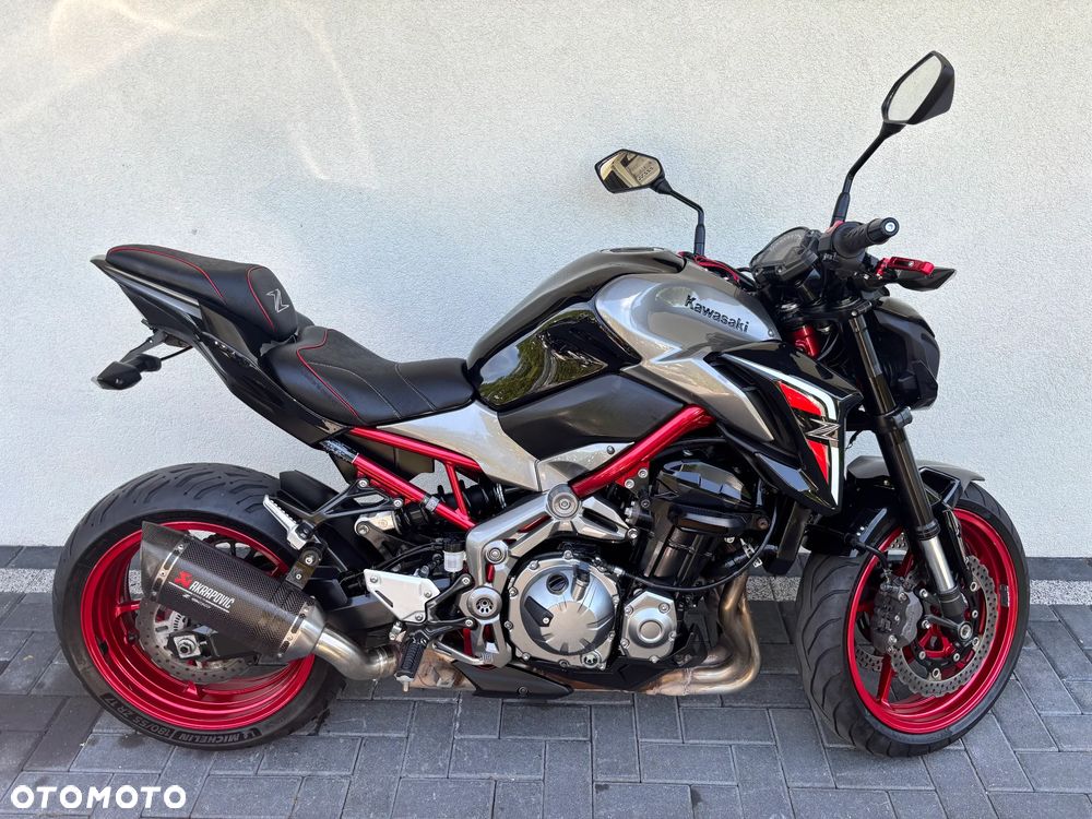 Kawasaki Z 900 - 12