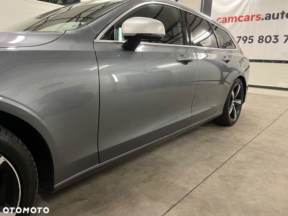 Volvo V90 D3 Geartronic R Design - 35