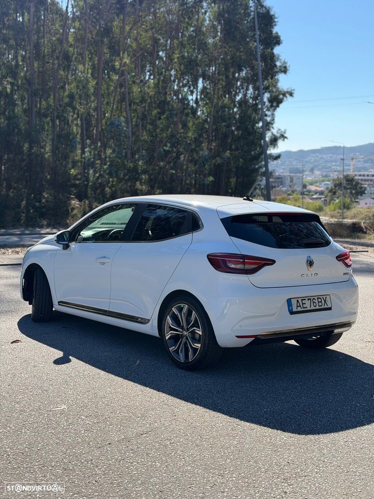 Renault Clio 1.6 E-Tech Exclusive - 4