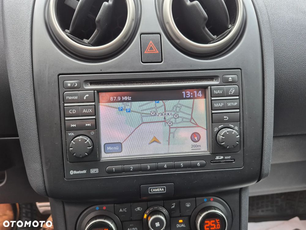 Nissan Qashqai 2.0 Tekna Premium - 23