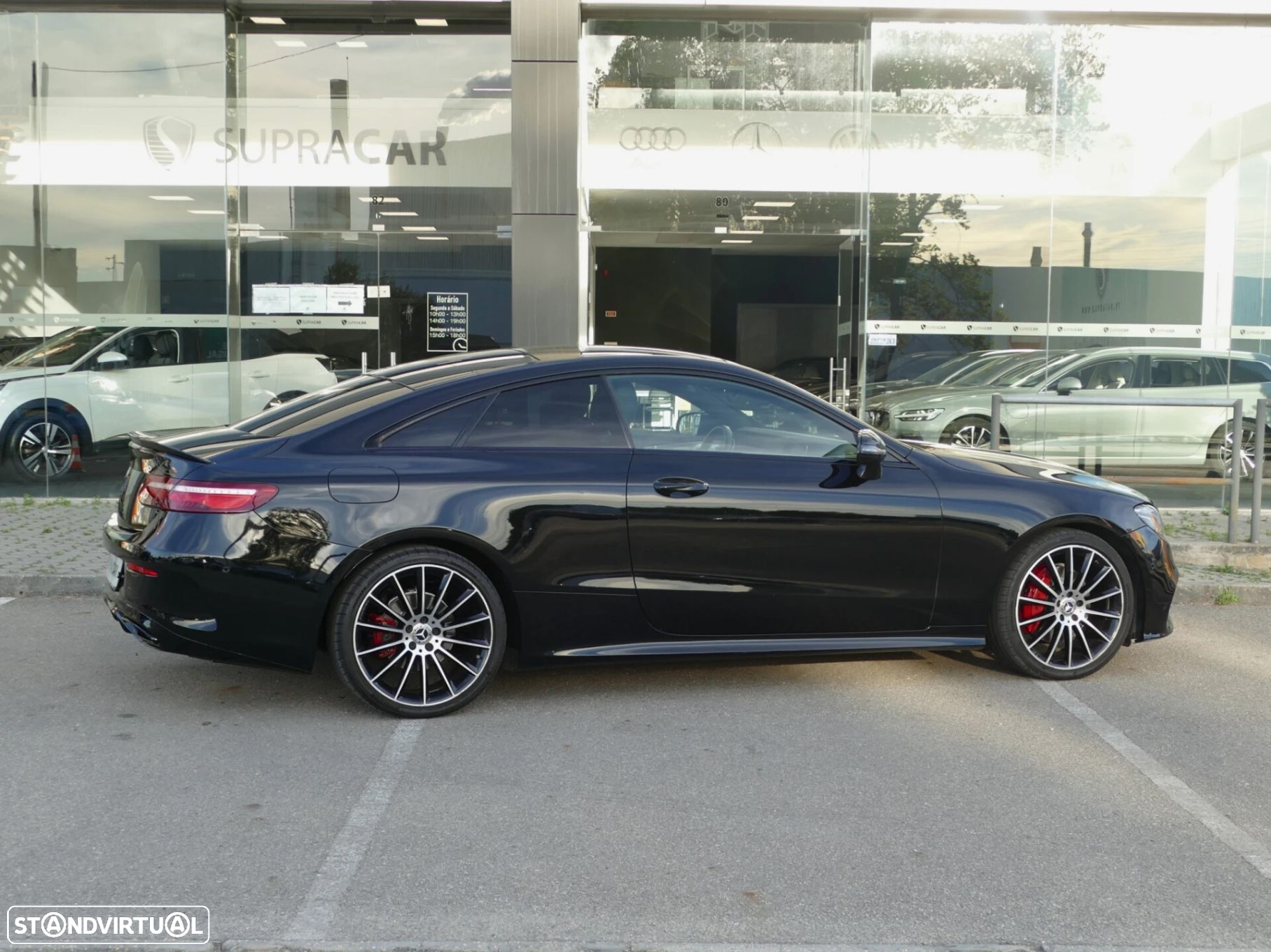 Mercedes-Benz E 220 d AMG Line - 16