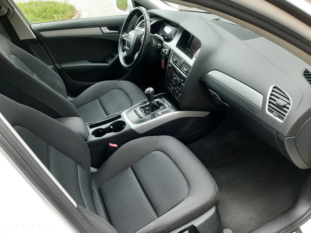 Audi A4 Avant ver-2-0-tdi-ultra - 9