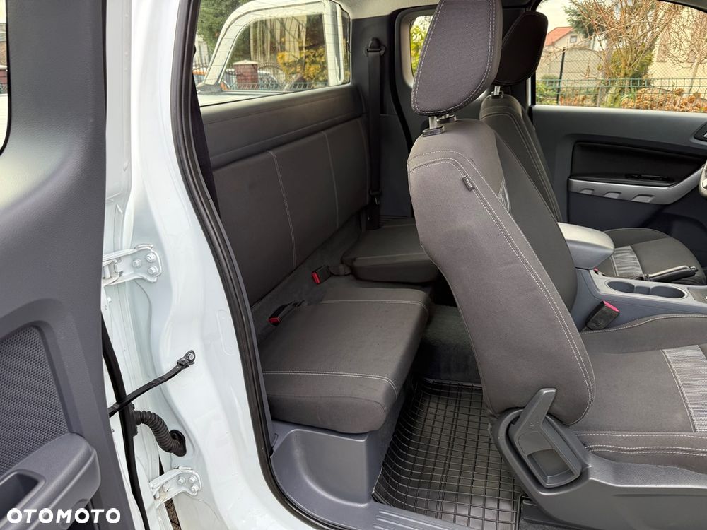 Ford Ranger XLT - 27