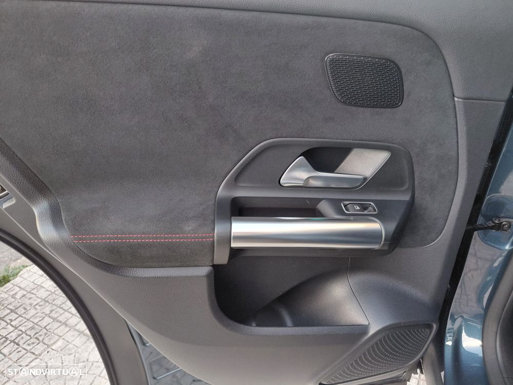 Mercedes-Benz GLA 200 AMG Line - 24