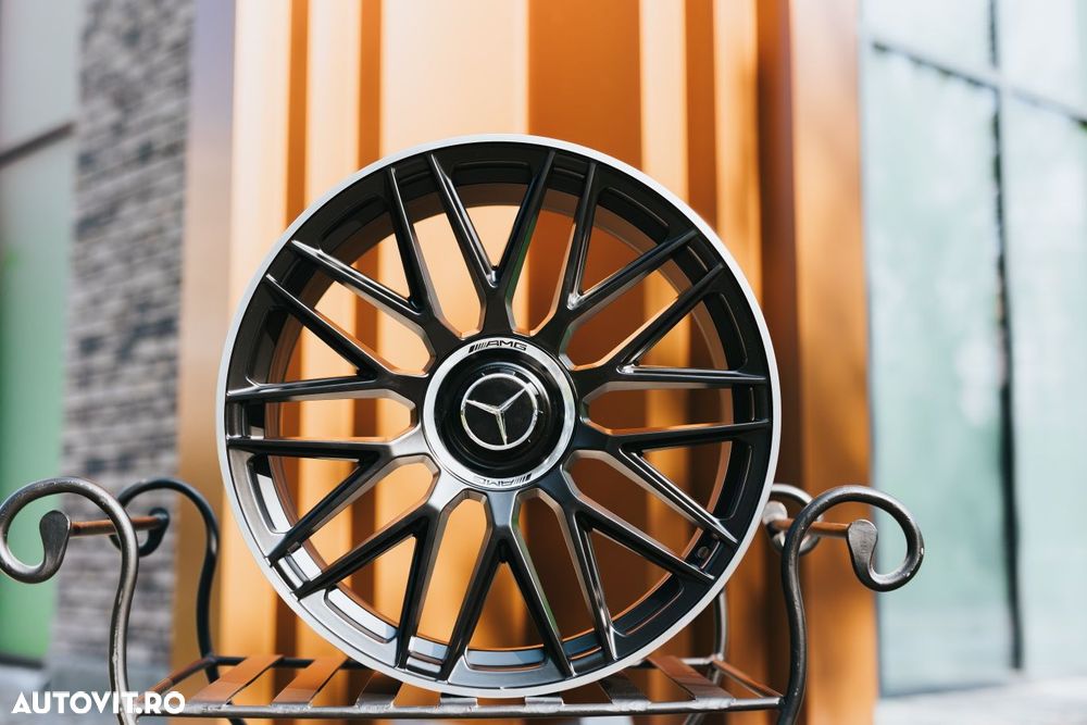 Jante 22 Mercedes AMG Black R22 - 1