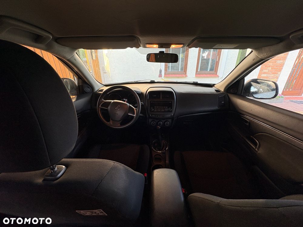Mitsubishi ASX 1.6 Inform - 8