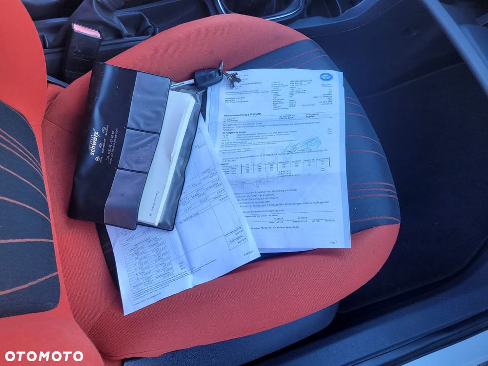 Opel Corsa 1.2 16V Easytronic Sport - 8