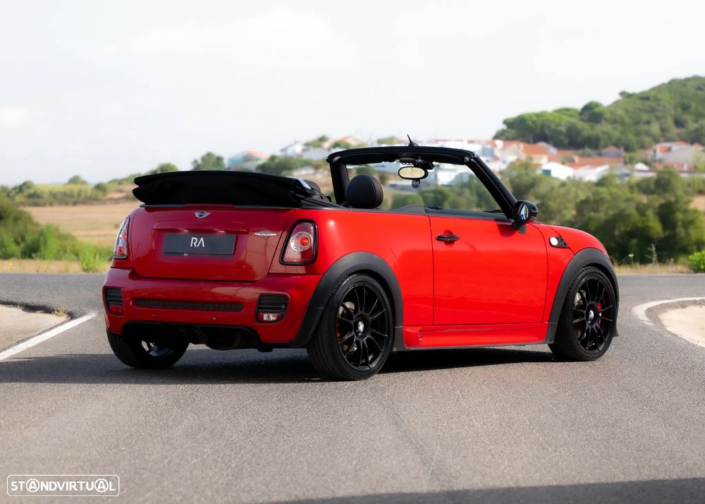 MINI Cabrio John Cooper Works 157g - 11