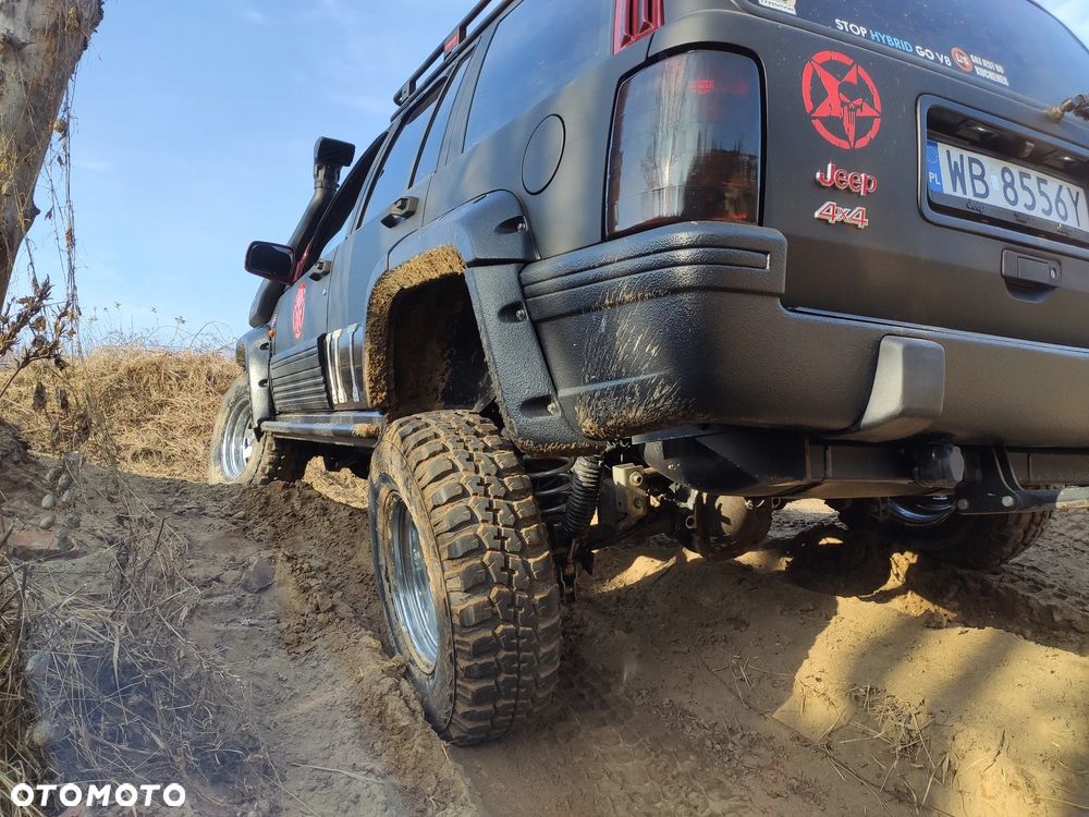 Jeep Grand Cherokee 5.2 Limited - 11