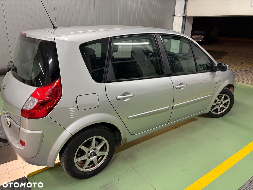 Renault Scenic 1.6 16V 110 LIMITED - 5