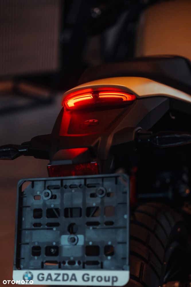 BMW R - 16