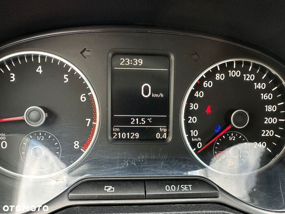 Volkswagen Polo 1.6 United - 35