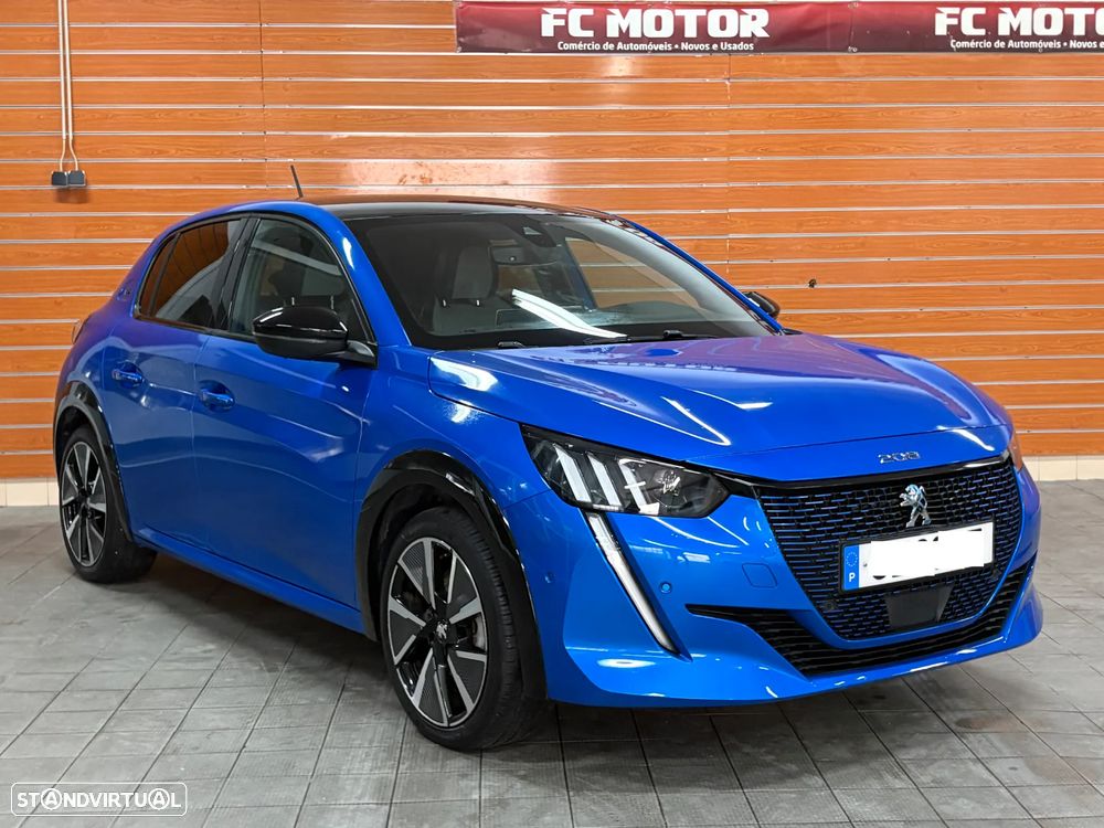 Peugeot e-208 GT - 1