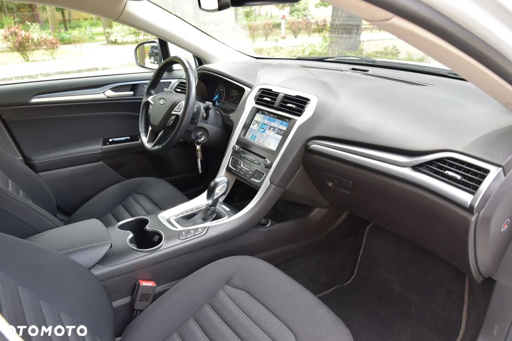 Ford Mondeo - 17