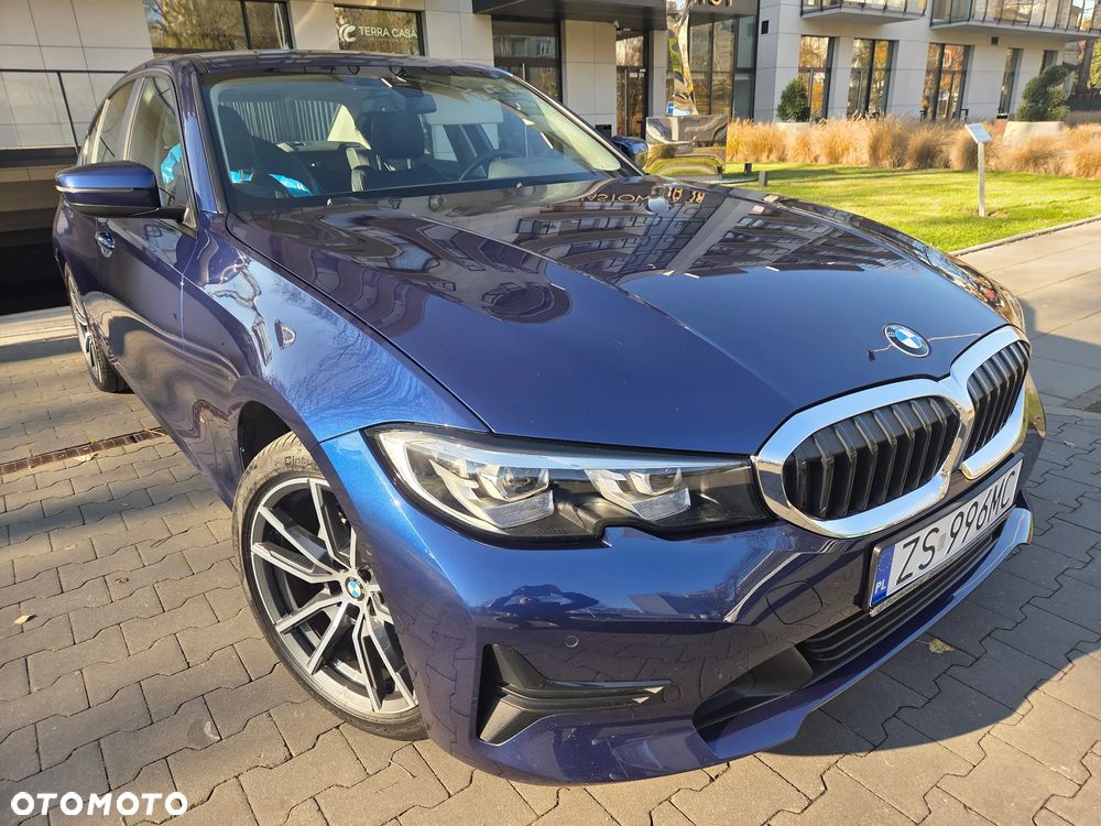 BMW Seria 3 320i xDrive - 30