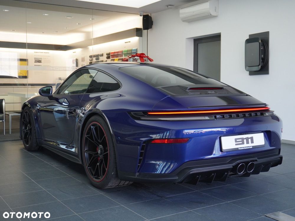 Porsche 911 GT3 Touring PDK - 19