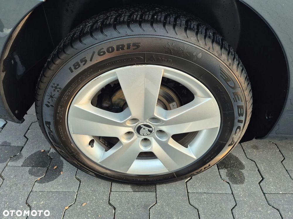 Skoda RAPID 1.6 TDI DPF Ambition - 26