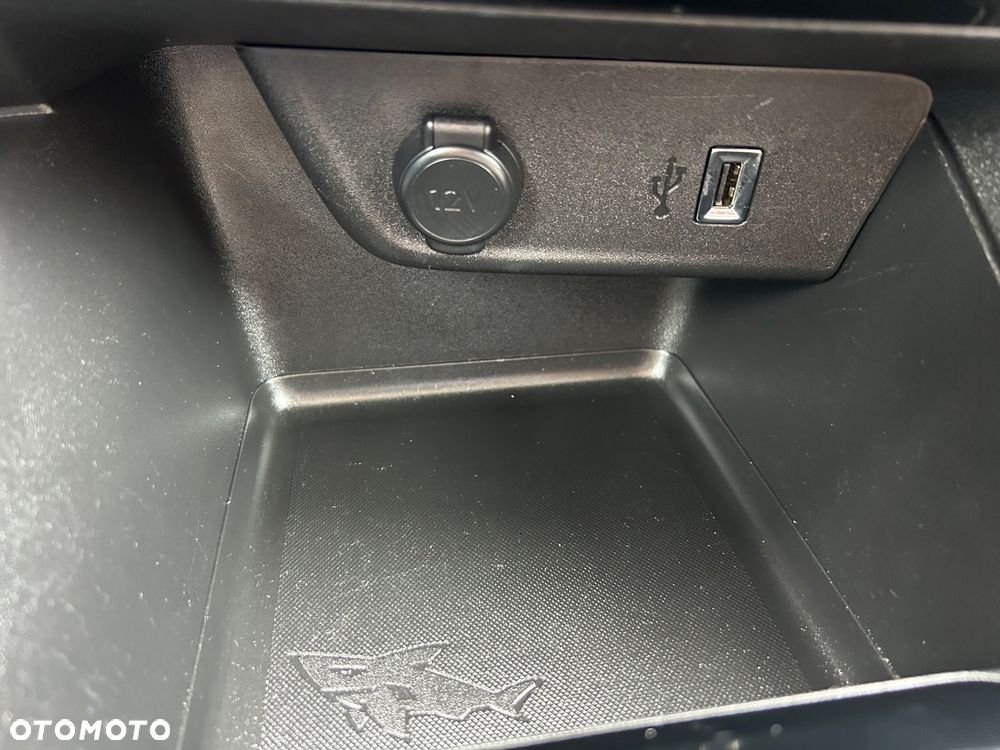 Opel Corsa 1.2 Elegance S&S - 24