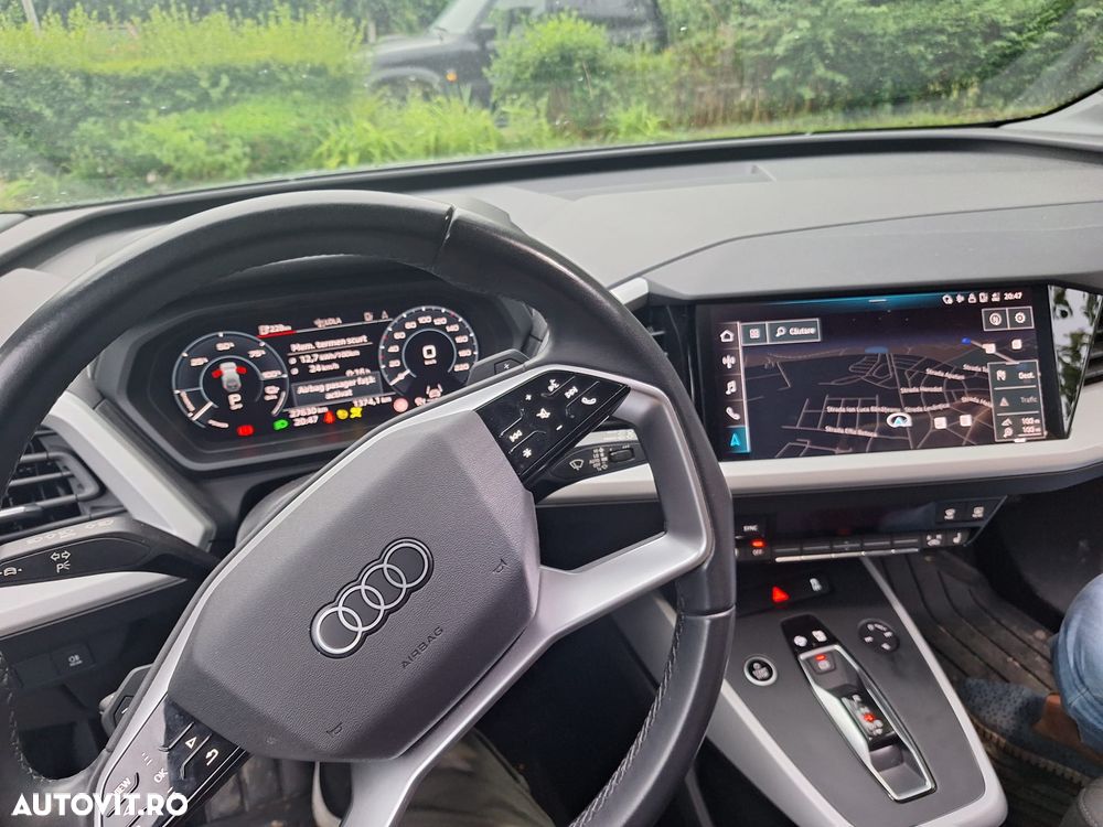Audi Q4 e-tron SUV - 4