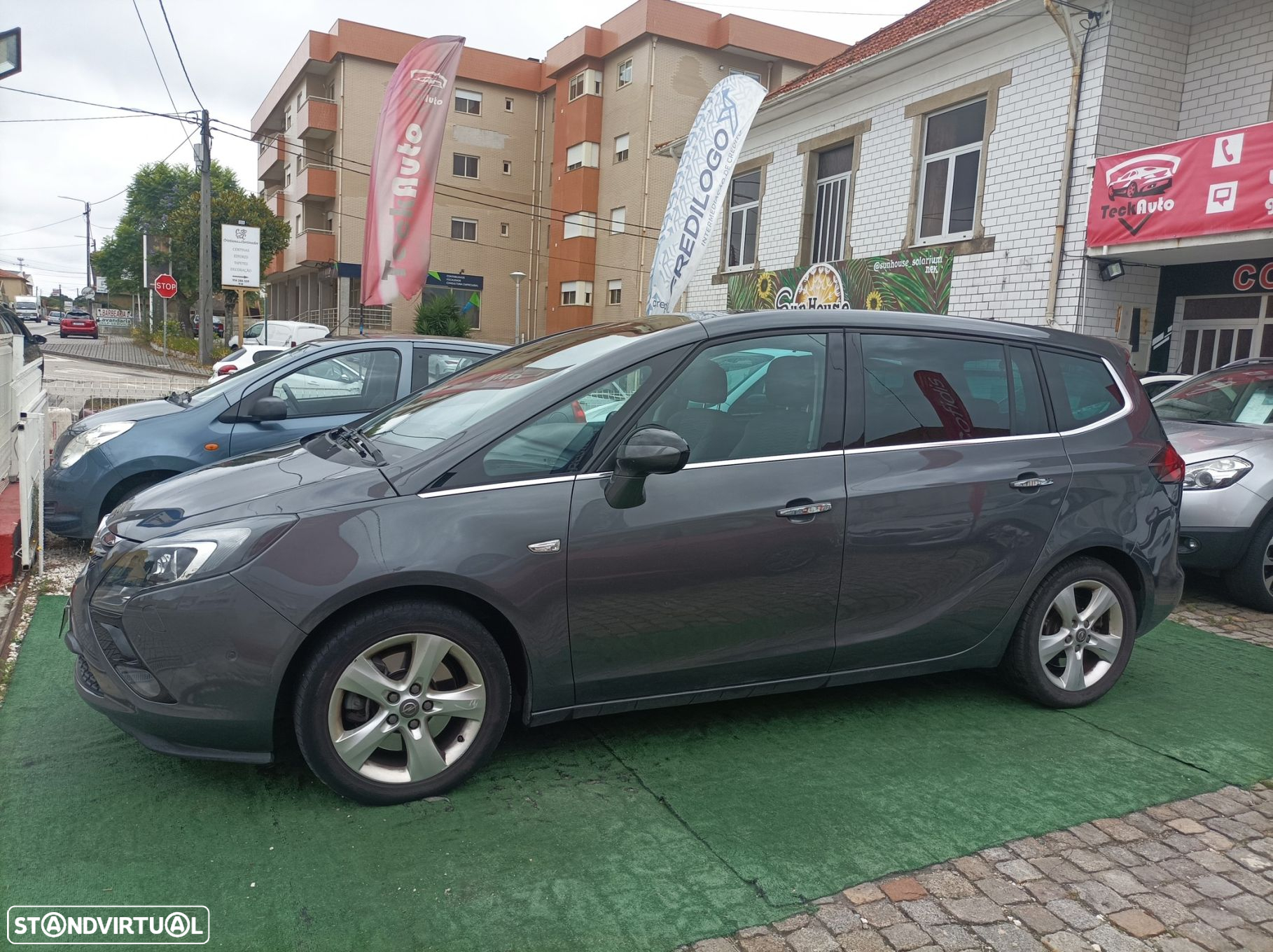 Opel Zafira 2.0 CDTi Cosmo - 4