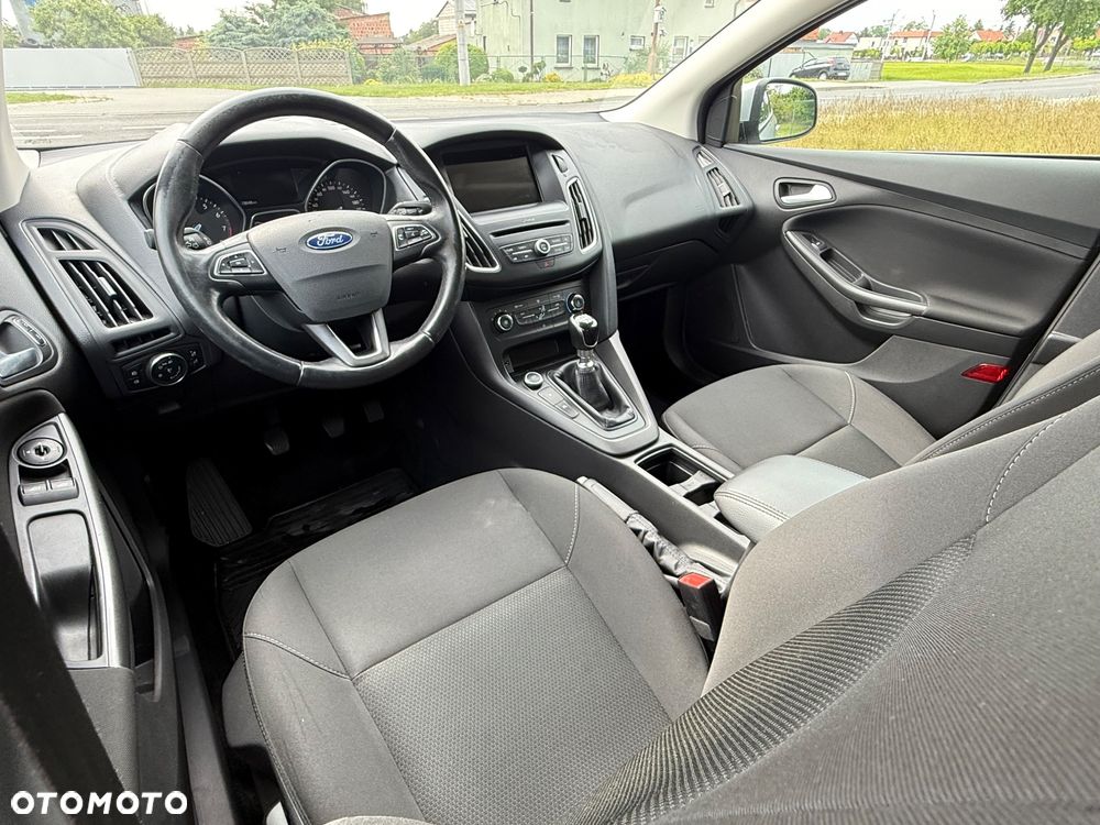 Ford Focus - 20