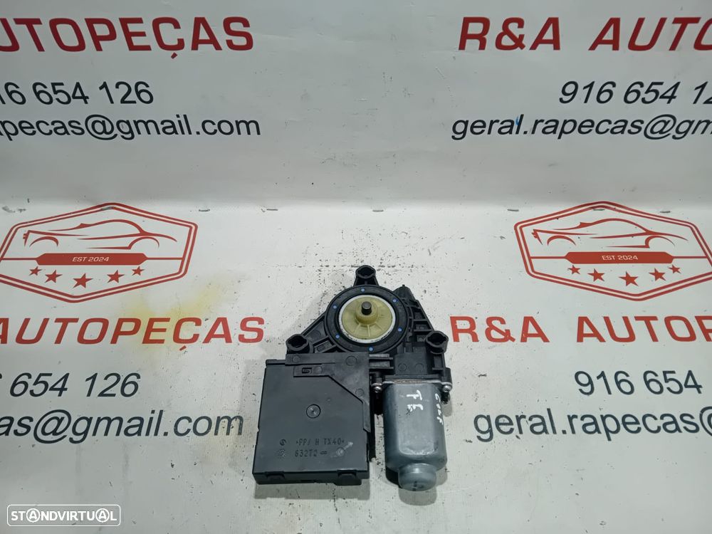 Motor de Elevador de Vidro Porta Frente Direito VW Golf 6 VI 5K0959792A 402311B Original - 4
