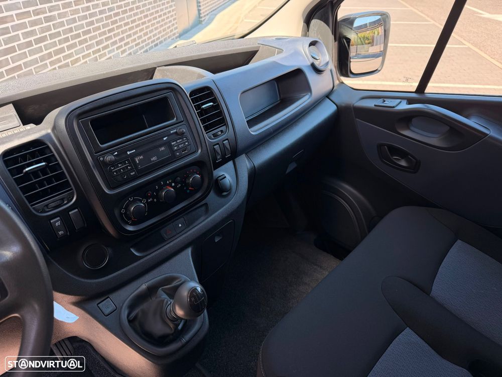 Opel Vivaro 1.6 CDTi 3L IVA Dedutivel - 12