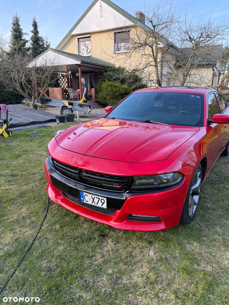 Dodge Charger 5.7 V8 RT - 8