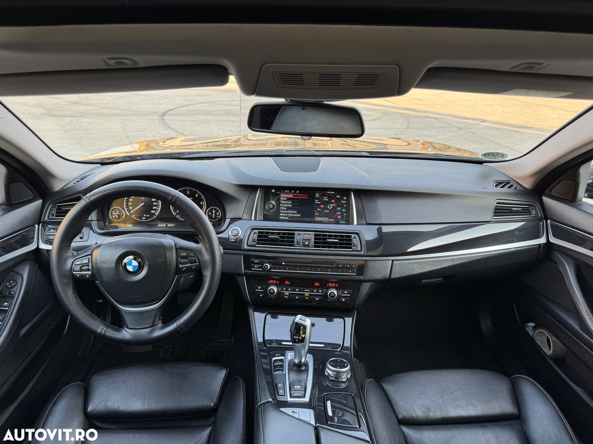BMW Seria 5 525d Touring Aut. Luxury Line - 8