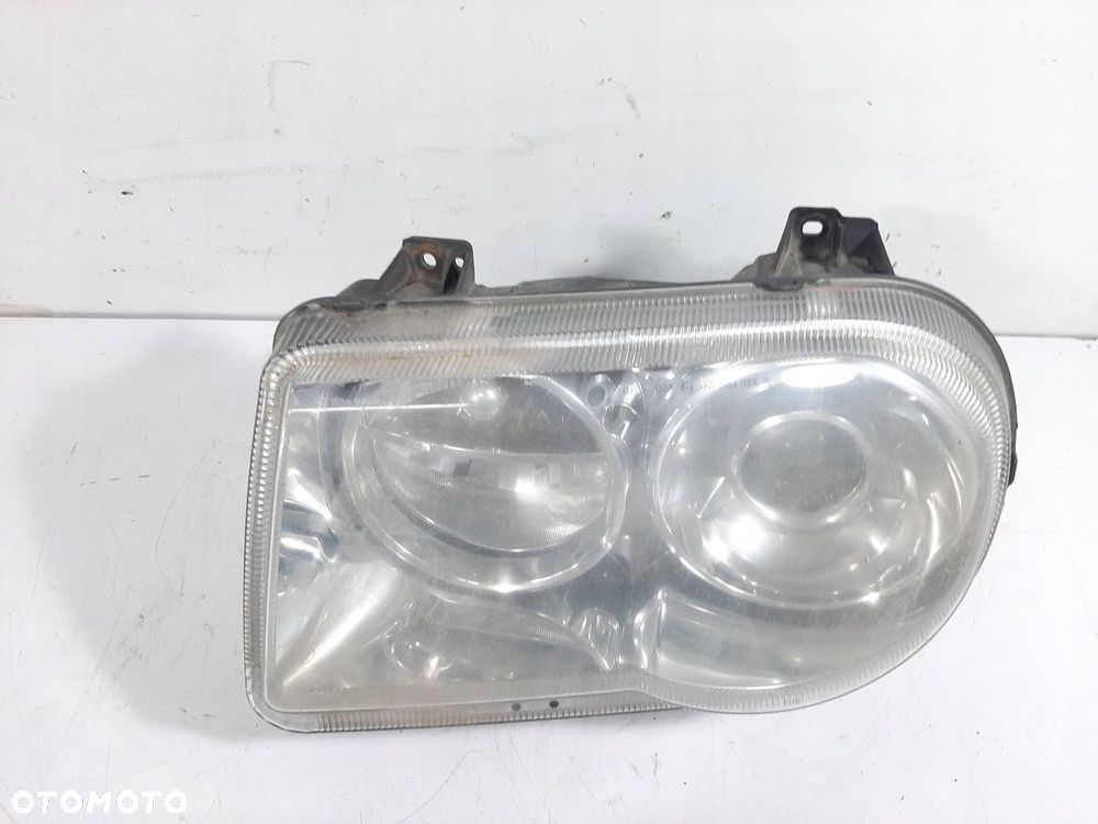 CHRYSLER 300C LIFT 2007R LAMPA LEWY PRZOD XENON Z PRZETWORNICA 04805761AG - 2