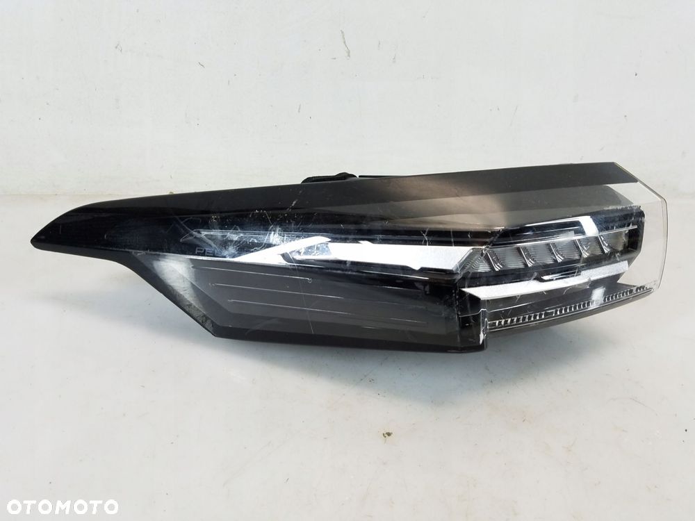 lampa tył peugeot 308 iii t10 kombi - 3