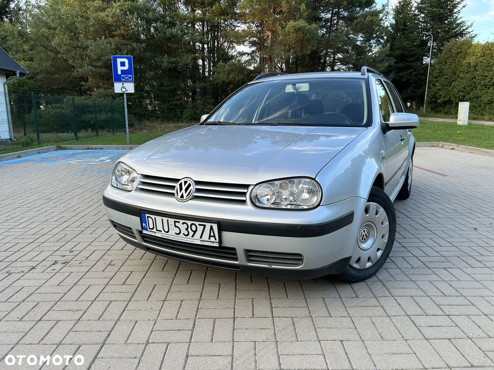 Volkswagen Golf - 2