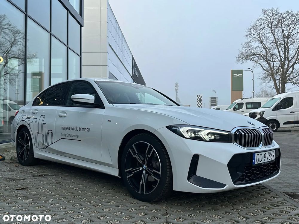 BMW Seria 3 318d MHEV M Sport - 2