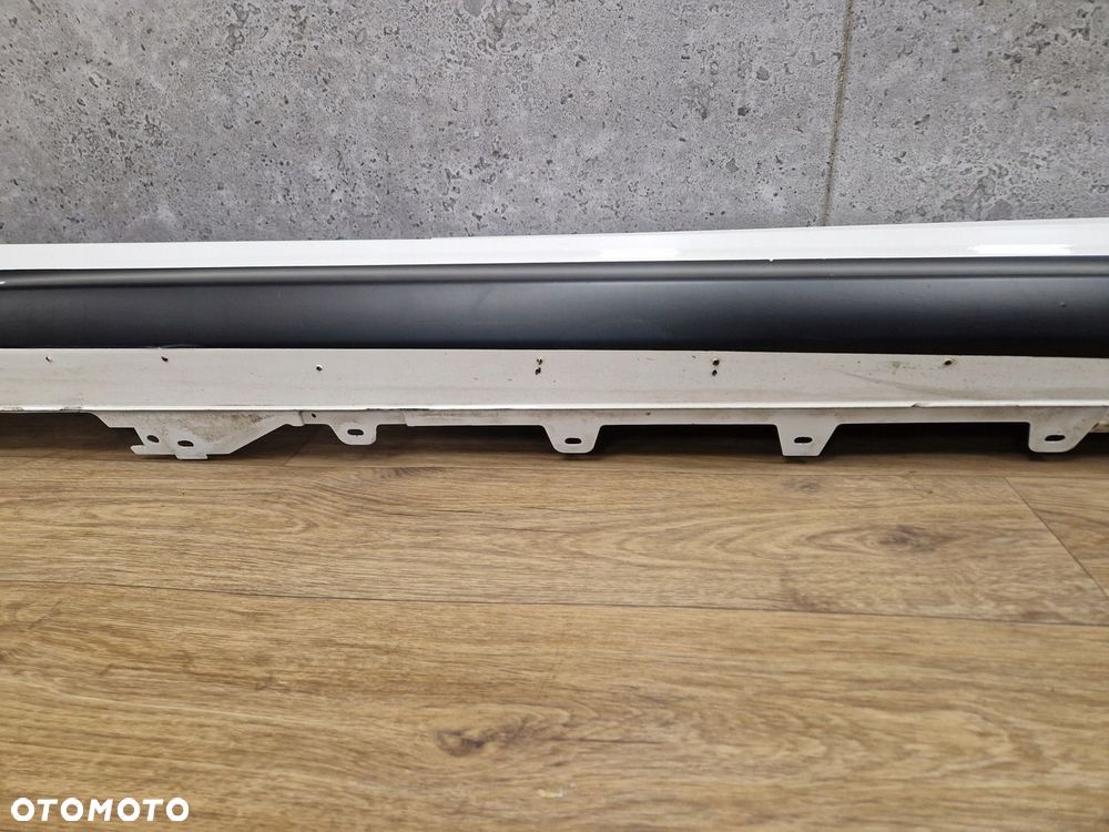 BMW F32 M-PAKIET LISTWA PROGOWA NAKŁADKA PRAWA M-PAKIET A300 BIAŁA 8054540 - 7