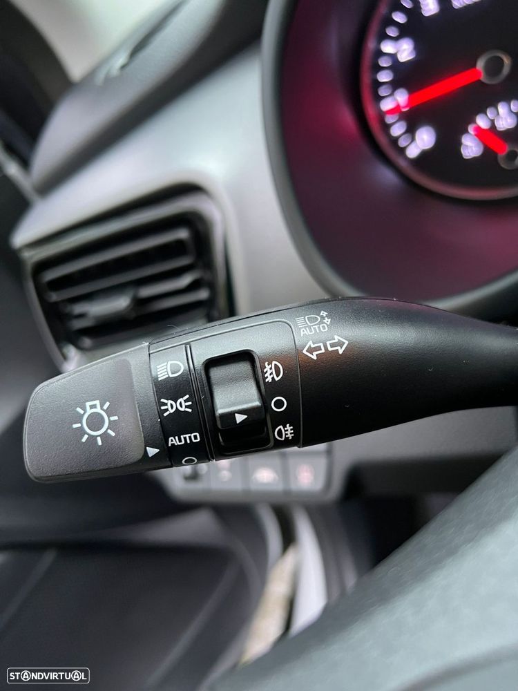 Kia Stonic 1.0 T-GDI EX - 12