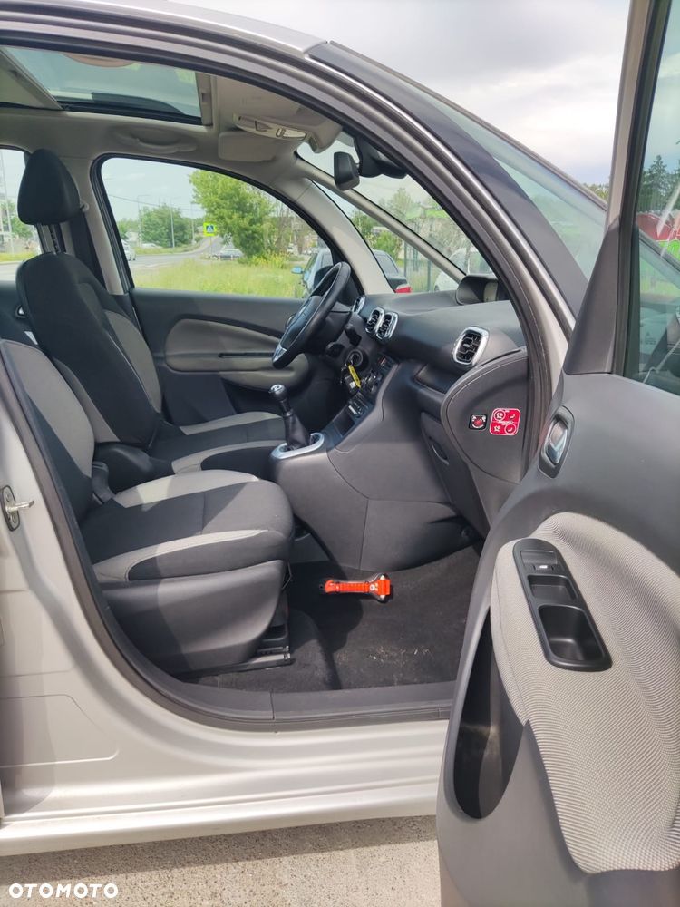 Citroën C3 Picasso 1.4i Attraction - 12
