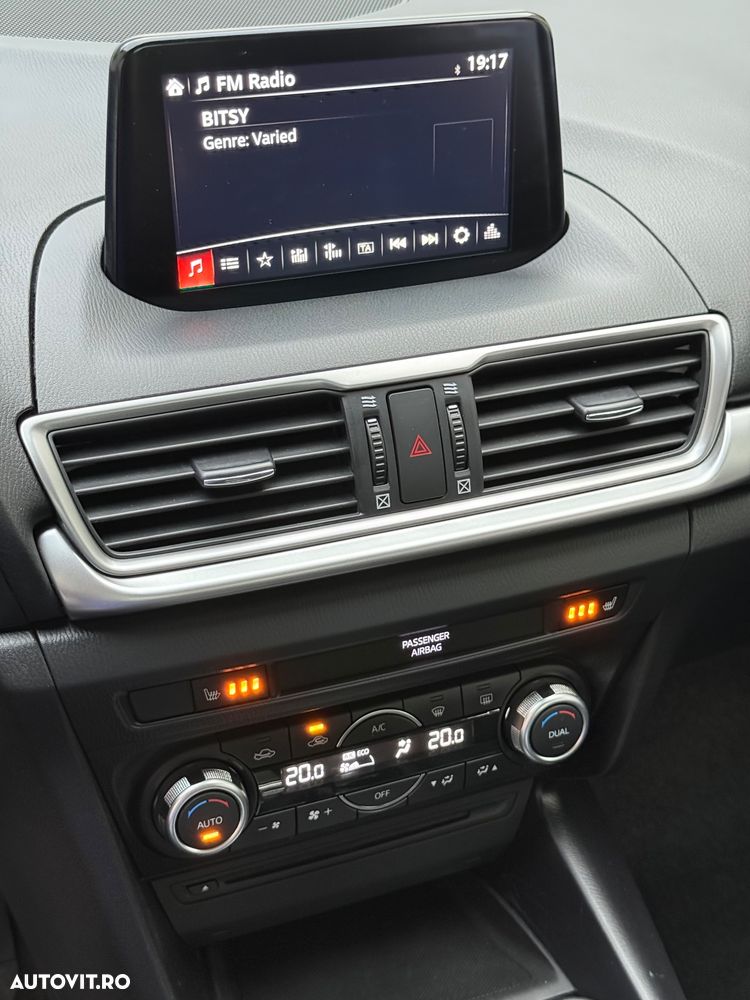 Mazda 3 - 20