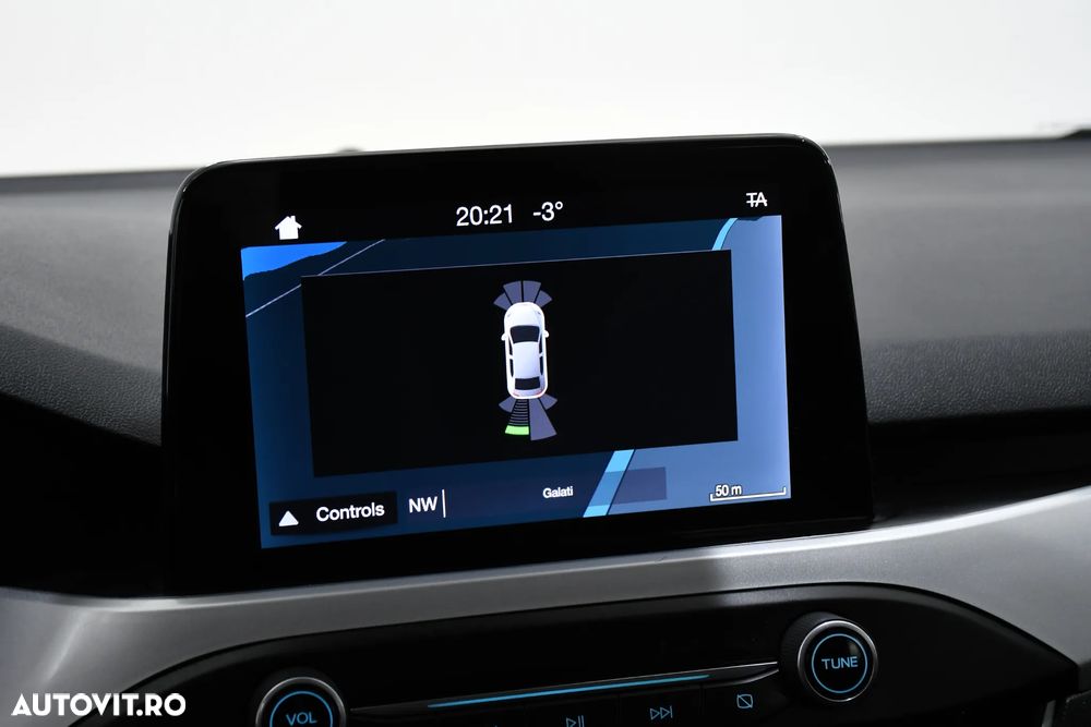 Ford Focus 1.5 EcoBlue Connected - 19