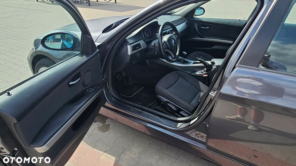BMW Seria 3 - 8