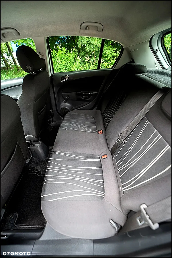 Opel Corsa - 8