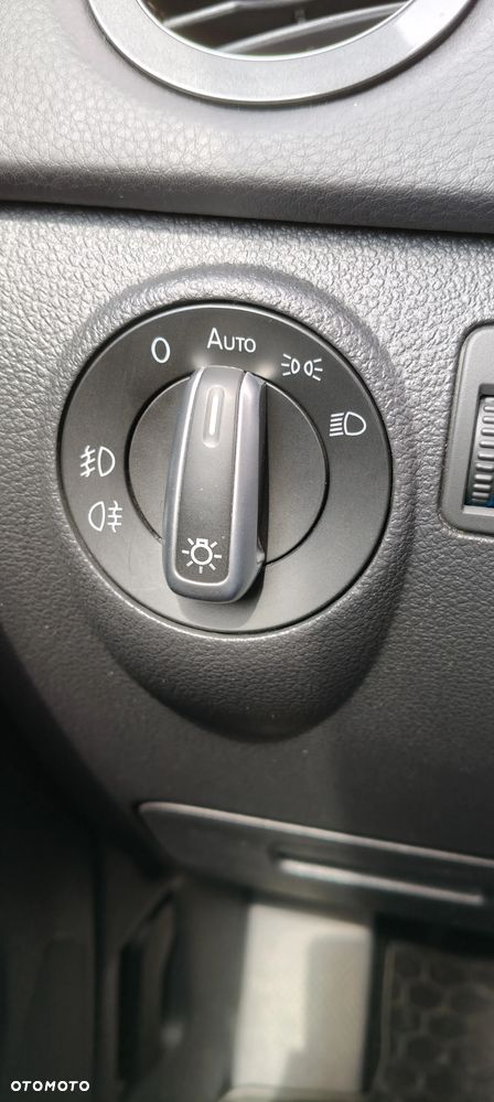 Volkswagen Golf - 19