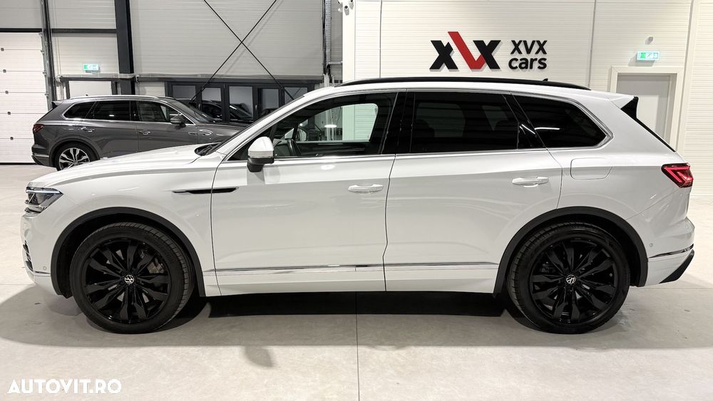 Volkswagen Touareg - 11